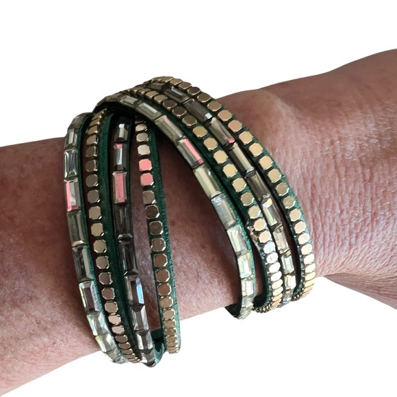 Chic Green and Gold Wrap Bracelet or Choker - Picture 4 of 7